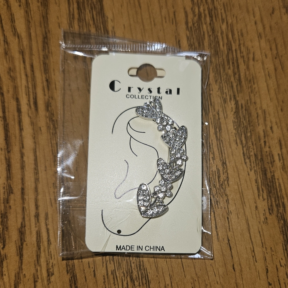 Silver Rhinestone Leaf Ear Cuff BNIB - Picture 2 of 4